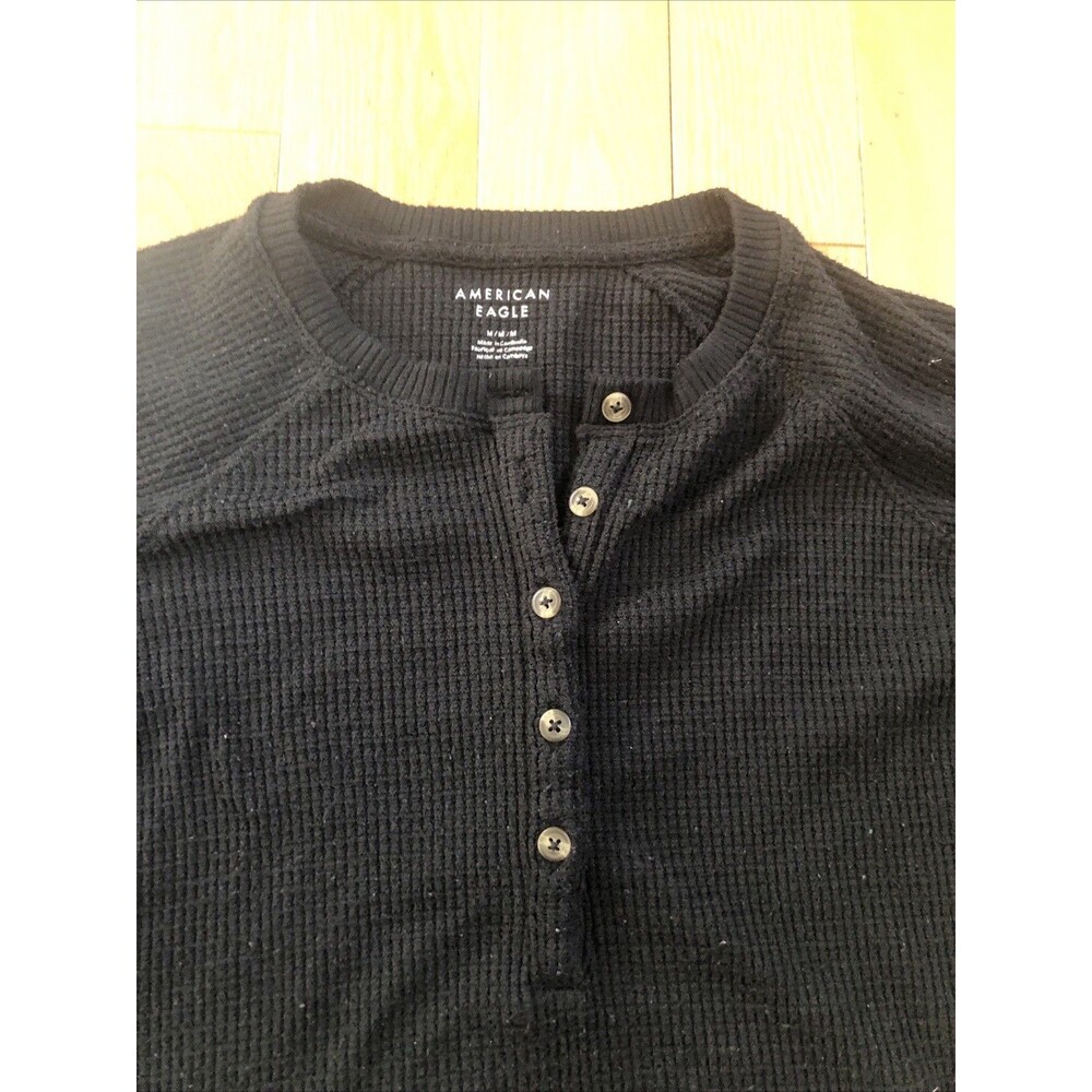 American Eagle Waffle Knit Quarter Button Sweater Oversized Black Medium Women‎